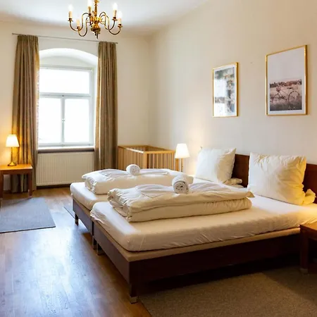 فندق Schyrenhof 3*