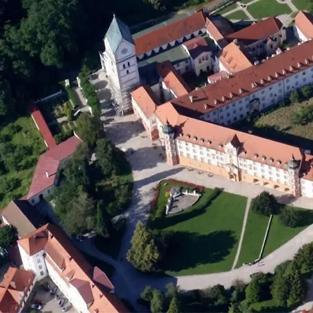 Schyrenhof 3*