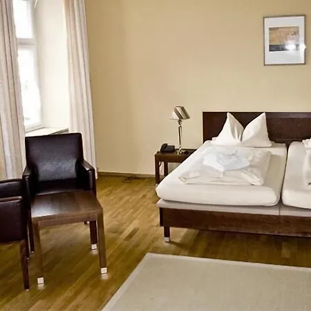 Schyrenhof 3*