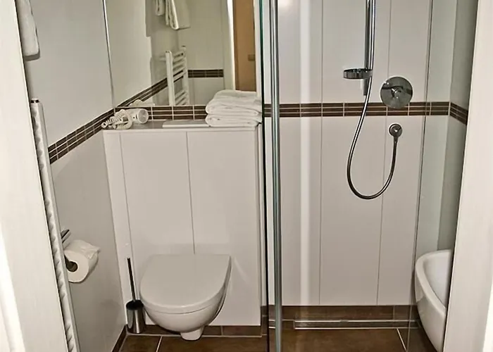 Schyrenhof 3*