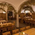 Schyrenhof 3*